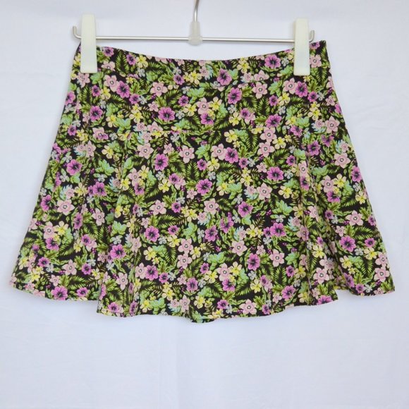 Zara Floral Print Multicolor Purple Green Mini Skirt (Built in Shorts) - Picture 1 of 4